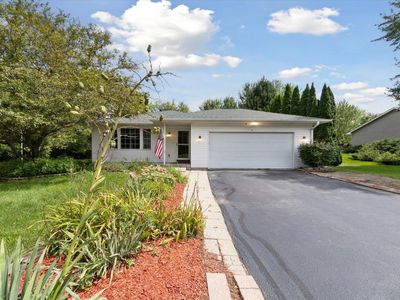 161 Columbia St NW, Poplar Grove, IL, 61065