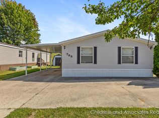 785 Pinecreek, Middleville, MI 49333