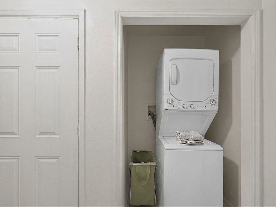 Efficient living starts here at Patchogue Village at Rider, an Eagle Rock Community. Enjoy in-unit laundry for ultimate convenience. Simplify your daily routine in a space designed for modern lifestyles. Explore your new home today!