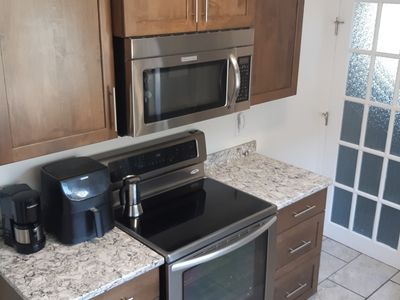 10243 149th St NW, Edmonton, AB, T5P1L2