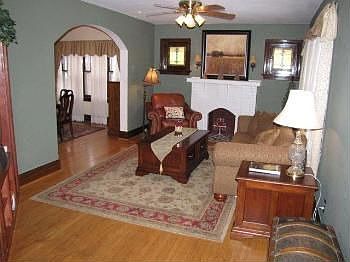 4th image of 5640 Milentz Ave