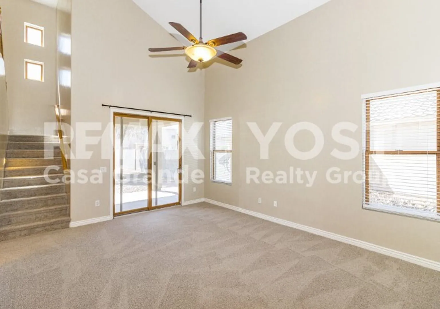 Comfort & Charm in Cottonwood Ranch! — Photo 2