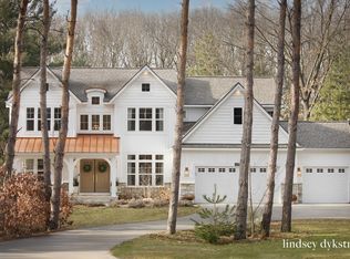 8705 Bentham Ct, Rockford, MI 49341