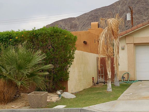 3rd image of 53810 Avenida Villa