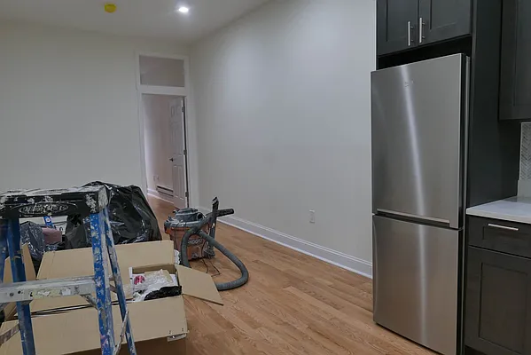 Rented by Urban Real Estate Property Group Inc | media 10