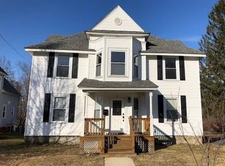 21 Spring Ter, Greenfield, MA 01301