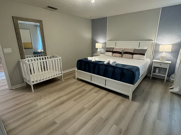 470 Las Fuentes Dr — Photo 8