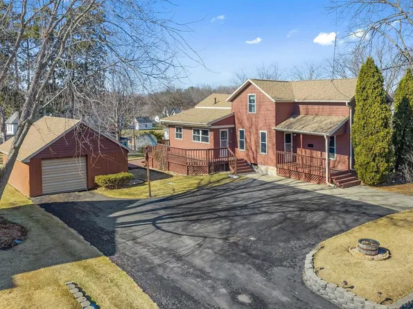 102 S Albert Avenue, Reedsburg, WI 53959