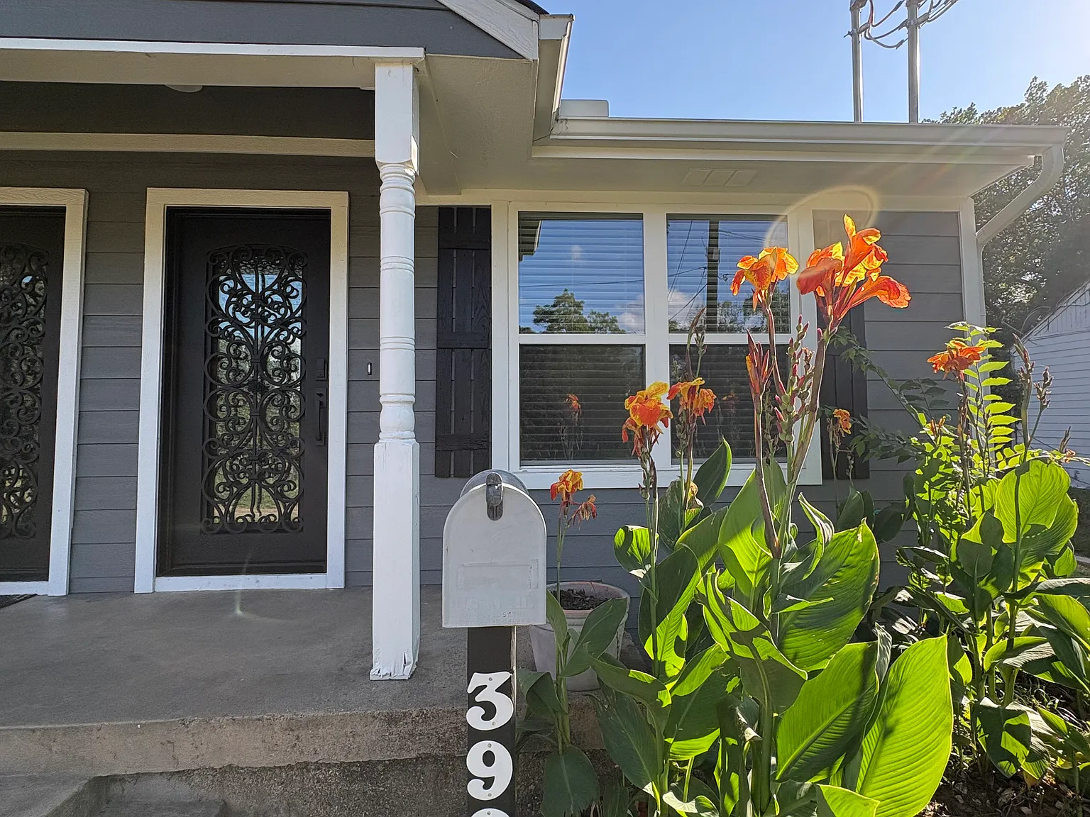 1 bed, 500 sqft, $1,200 — Photo 1