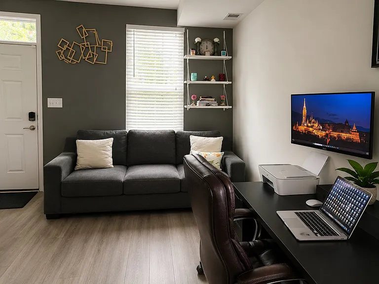 4502 Fait Ave — Photo 7