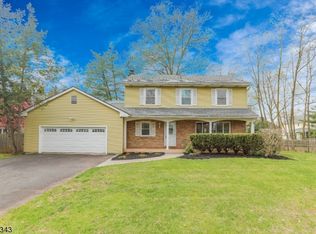92 Duval St, Bridgewater, NJ 08807