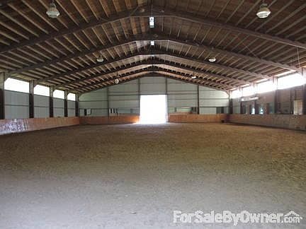 80'x128' steel frame indoor arena