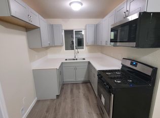 10702 S Grevillea Ave #1/2, Inglewood, CA 90304
