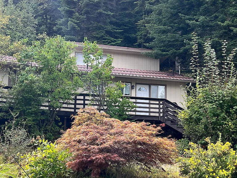 665 S Millview Ln — Photo 3