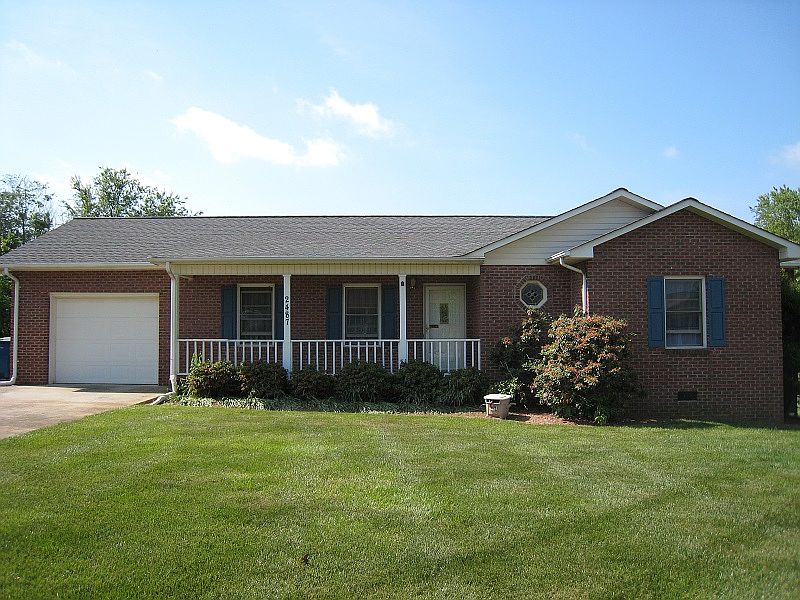 1st image of 2487 Ashford Dr