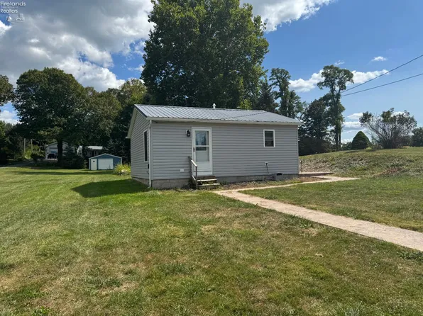 1180 Peru Hollow Rd, Norwalk, OH 44857