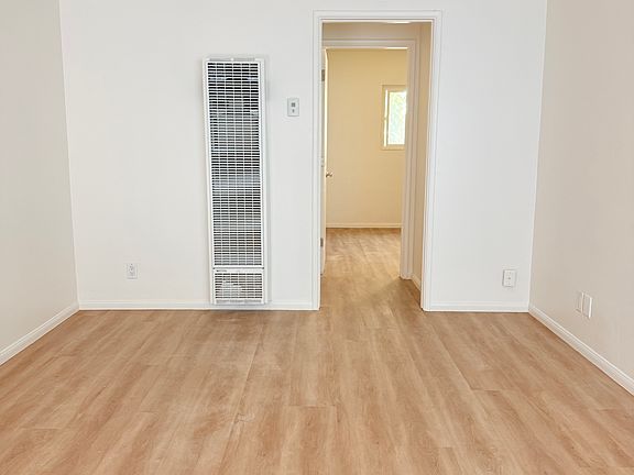 3rd image of 445 Cedar Ave APT 10