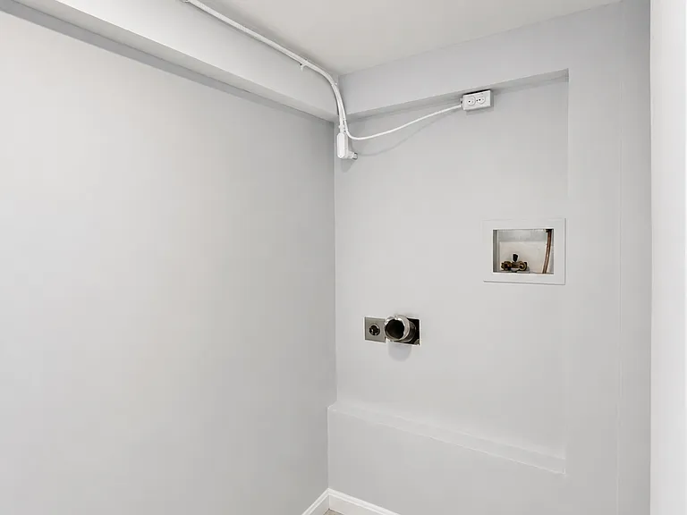 9 Avon Pl — Photo 11