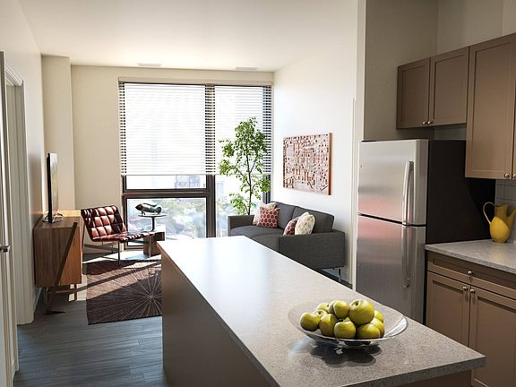 5th image of 830 N Milwaukee Ave #507