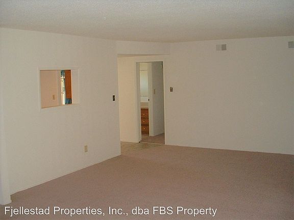 4th image of 6520 Mount Adelbert Dr