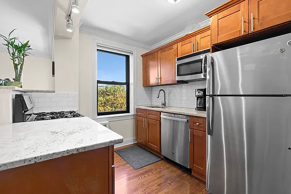 Rented by Compass | media 4
