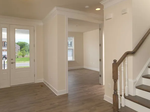 217 Emory Bluffs Dr, Holly Springs, NC 27540