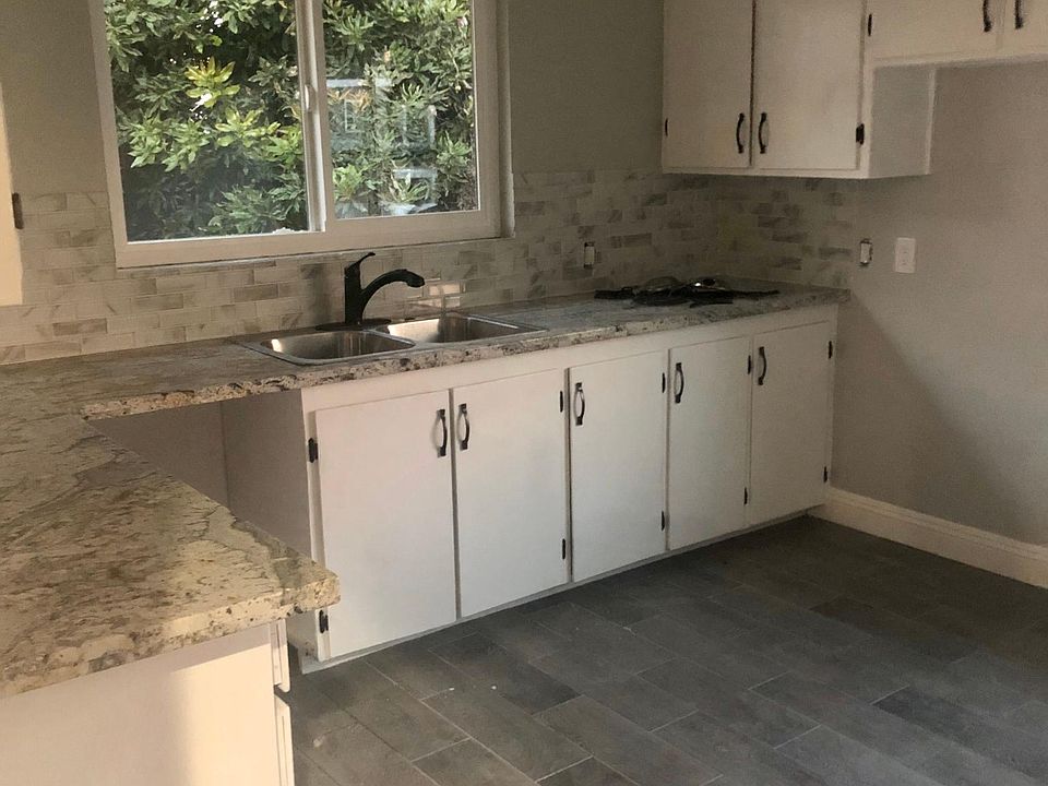 1st image of 4503 Acacia Ave