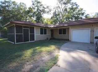 1007 Cole Dr, Longview, TX 75602