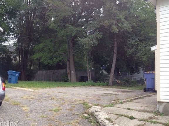2nd image of 847 Logan St SE