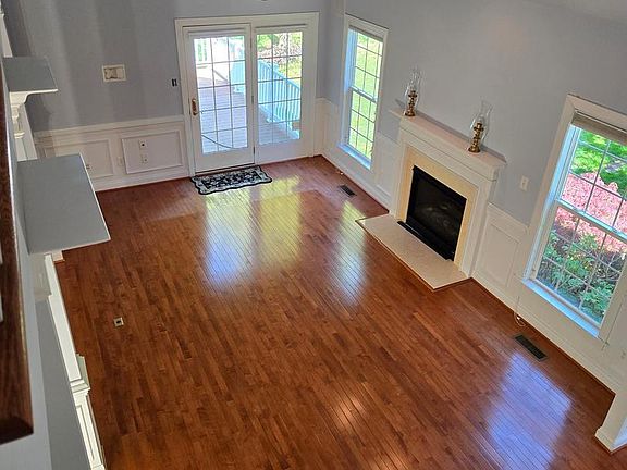 5th image of 33 Sagewood Dr