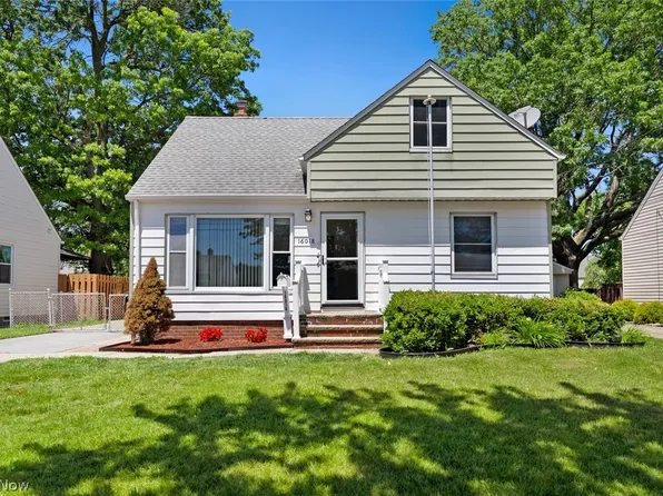 16018 Muskingum Blvd, Brookpark, OH 44142