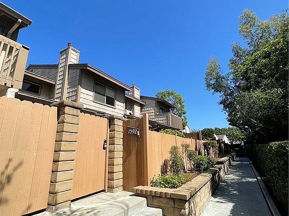 2nd image of 1592 Avenida Selva