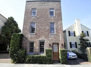 9 Bedons Aly, Charleston, SC 29401