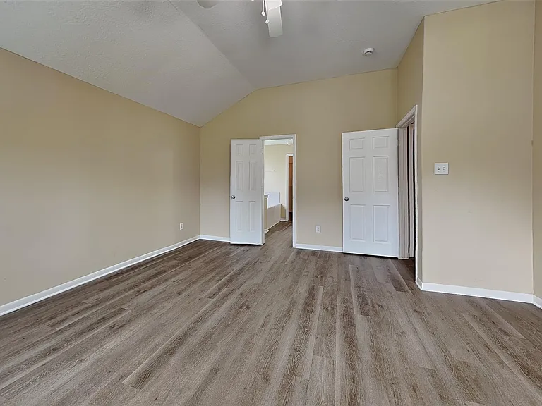 6530 Portlick Dr — Photo 11