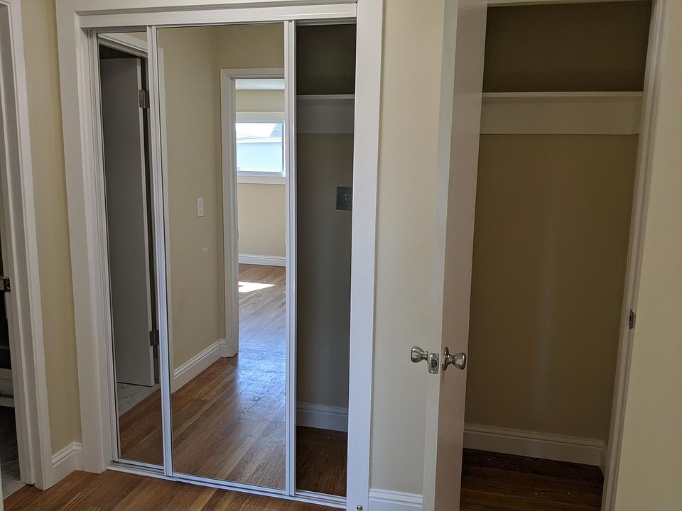 2nd image of 2844 21st St #302