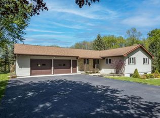 100 Stony Creek Cir, Mankato, MN 56001