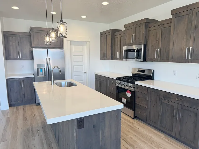 3555 E Bristlecone Way — Photo 3