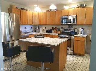42 Walnut St #2L, Somerville, MA 02143