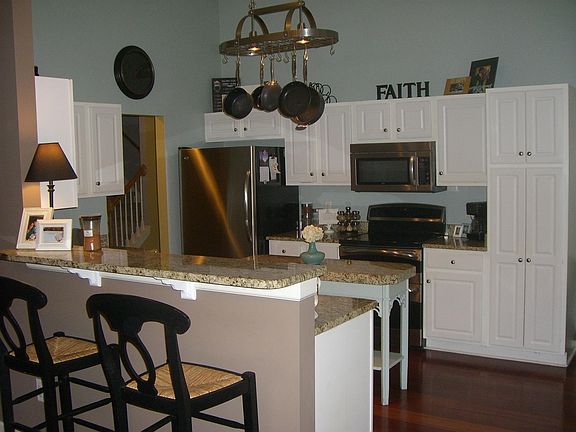 5th image of 3256 Dark Woods Dr