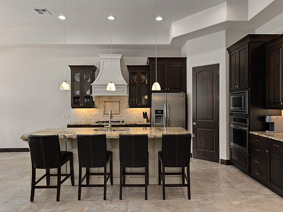 2nd image of 2090 N Tuweap Dr Unit 52