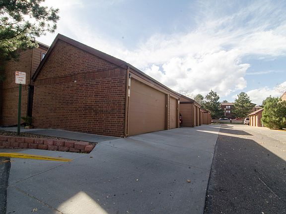 Neighborhood Entrance