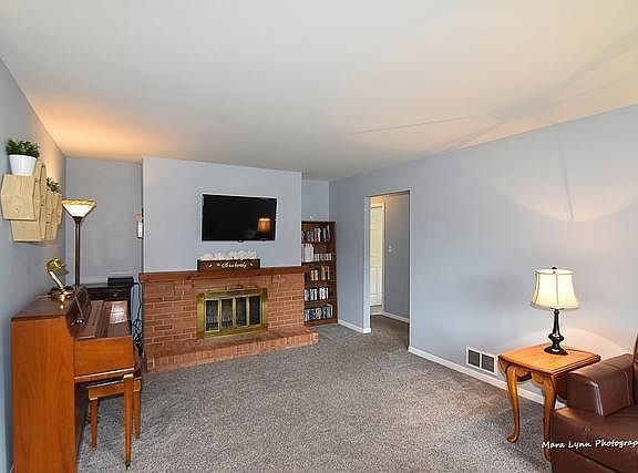5th image of 511 Birchwood Dr