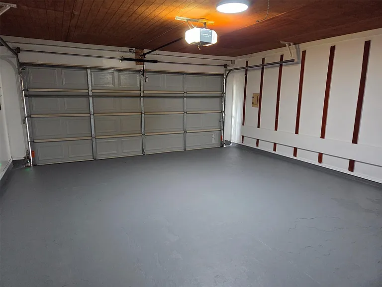 15415 Beechnut St — Photo 27