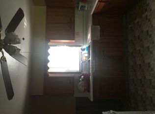 21 S 2nd St, Sharpsville, PA 16150