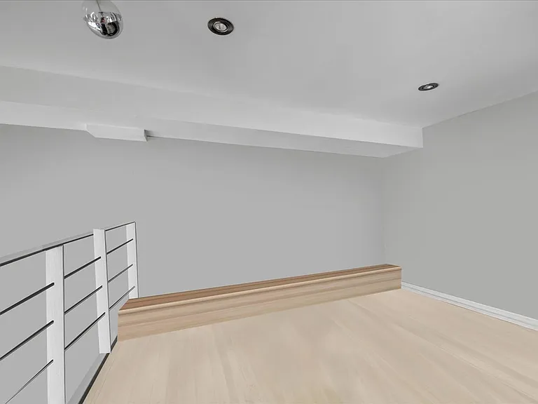 395 S 2nd St #2 — Photo 9