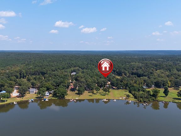 3rd image of 1631 Arrowhead Rd