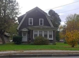 53 Central St, Randolph, VT 05060