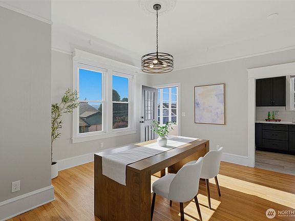 5th image of 1607 Burwell Street