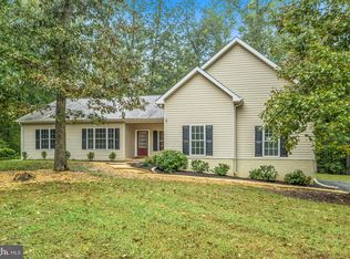 13566 Storybook Farm Ln, Goldvein, VA 22720