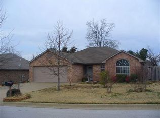 4394 W Apache Trl, Fayetteville, AR 72704
